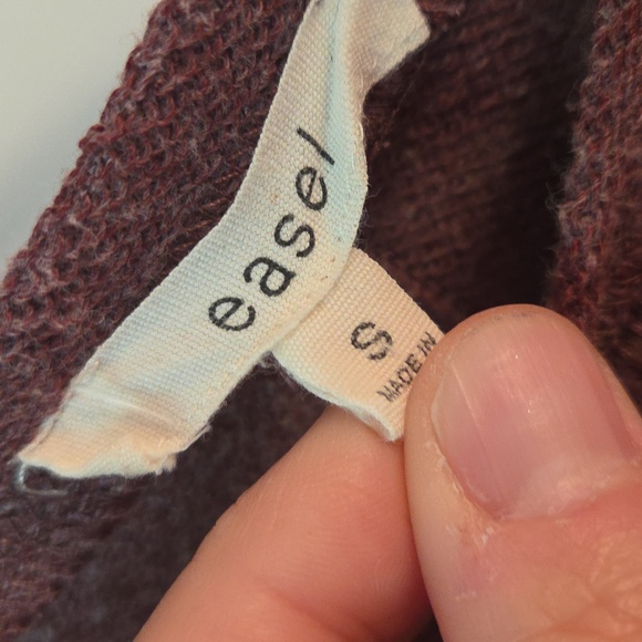 Easel Burgundy Crew Neck Sweater - Picture 2 of 6